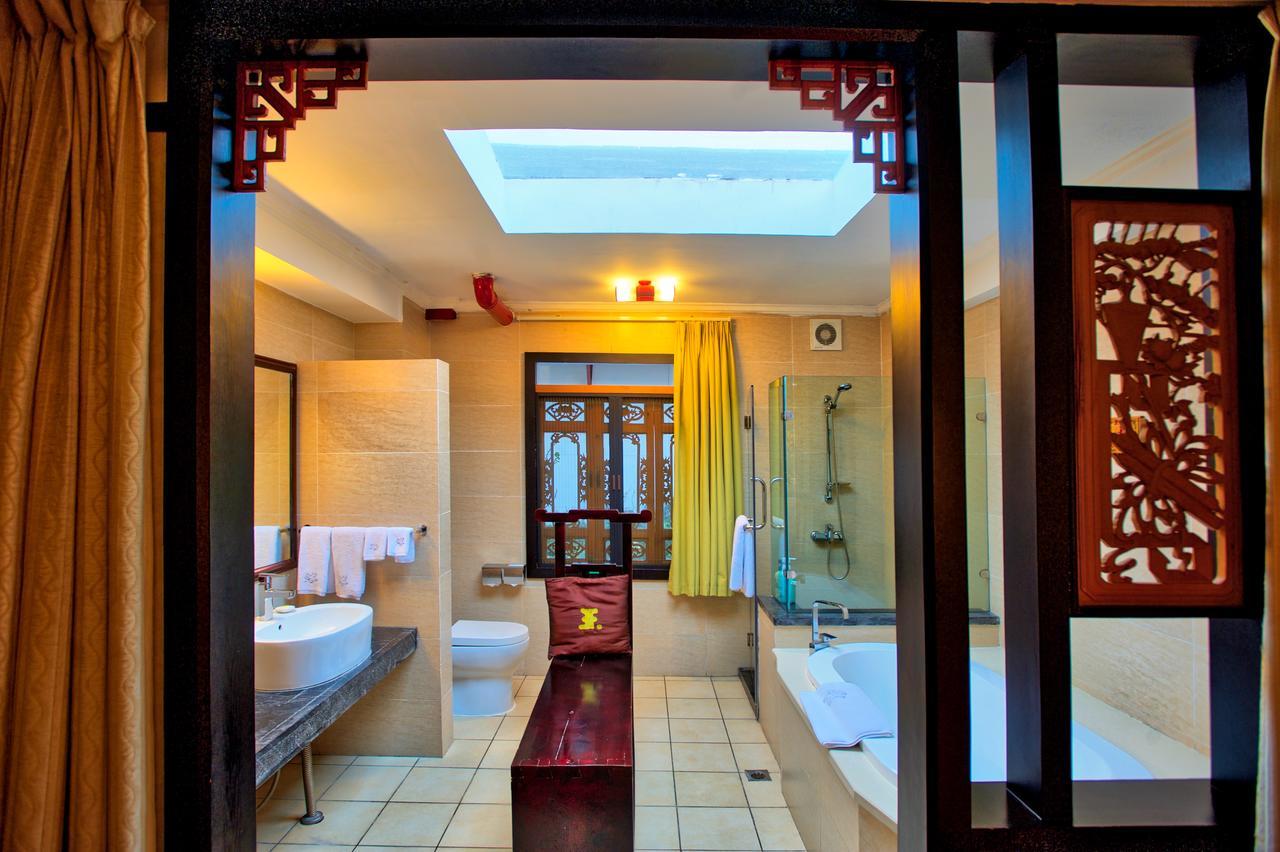 Lijiang Wangfu Hotel Exteriör bild